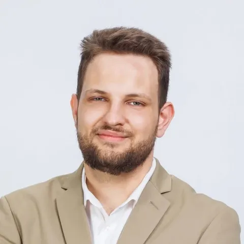 Виктор Стоилов